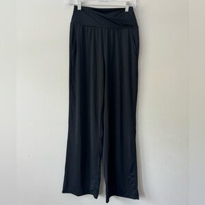 Dazy/SHEIN black wide-leg flowy pants with pockets
